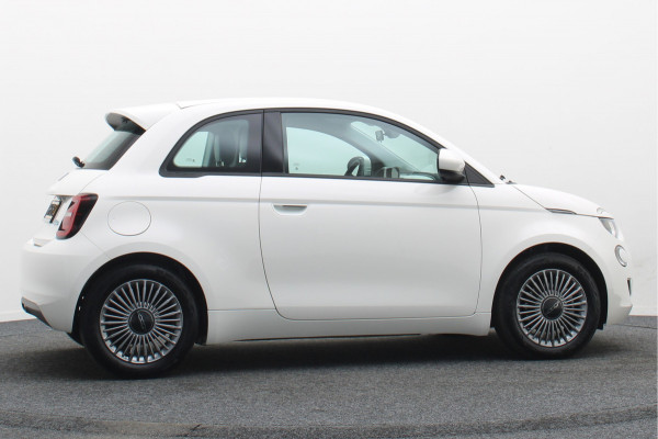 Fiat 500E Icon 42 kWh SOH 96%, Virtual Cockpit, Apple Carplay, Climate, Lane Assist, 16"