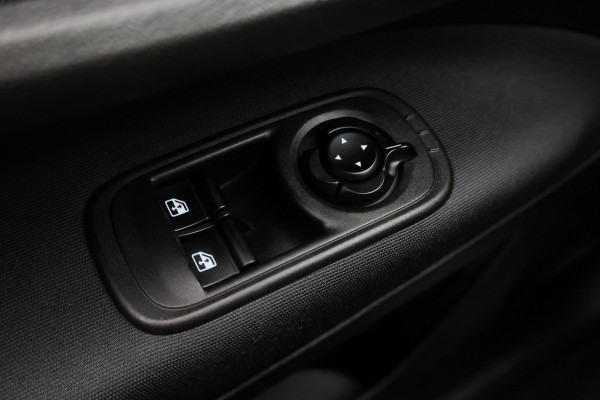Fiat 500E Icon 42 kWh SOH 96%, Virtual Cockpit, Apple Carplay, Climate, Lane Assist, 16"
