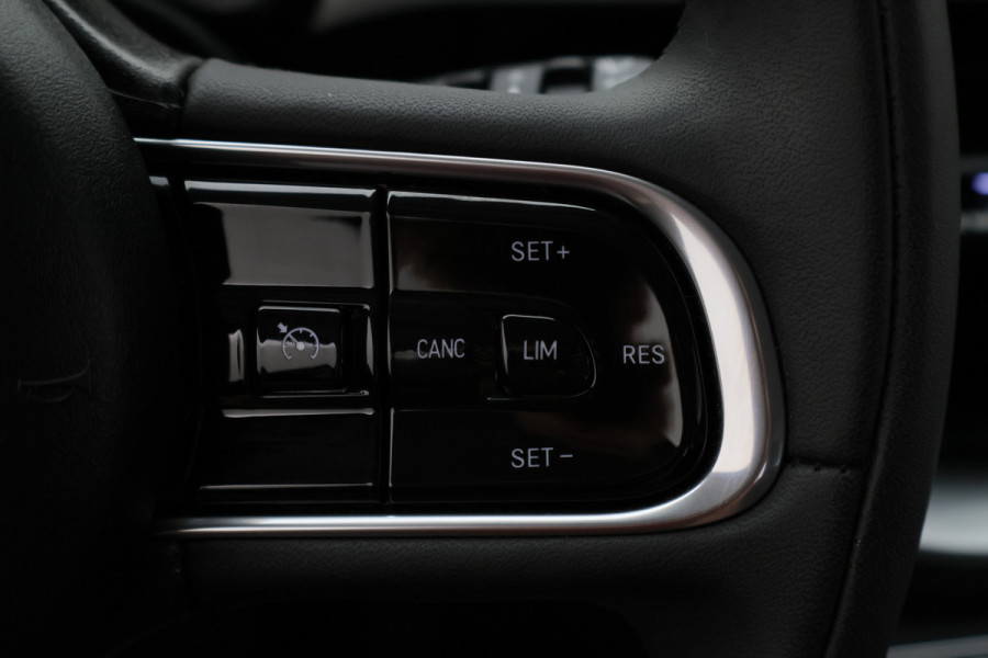 Fiat 500E Icon 42 kWh SOH 96%, Virtual Cockpit, Apple Carplay, Climate, Lane Assist, 16"