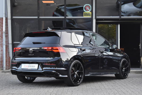Volkswagen Golf 1.5 eTSI R-Line Pano HUD IQ H/K Lane Keyless Camera ACC