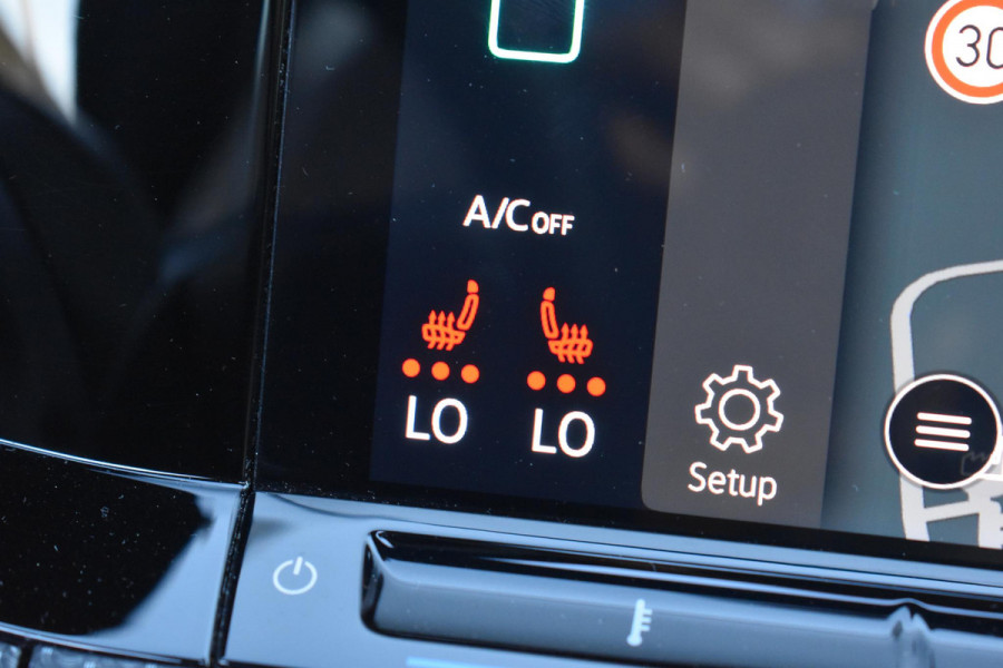 Volkswagen Golf 1.5 eTSI R-Line Pano HUD IQ H/K Lane Keyless Camera ACC