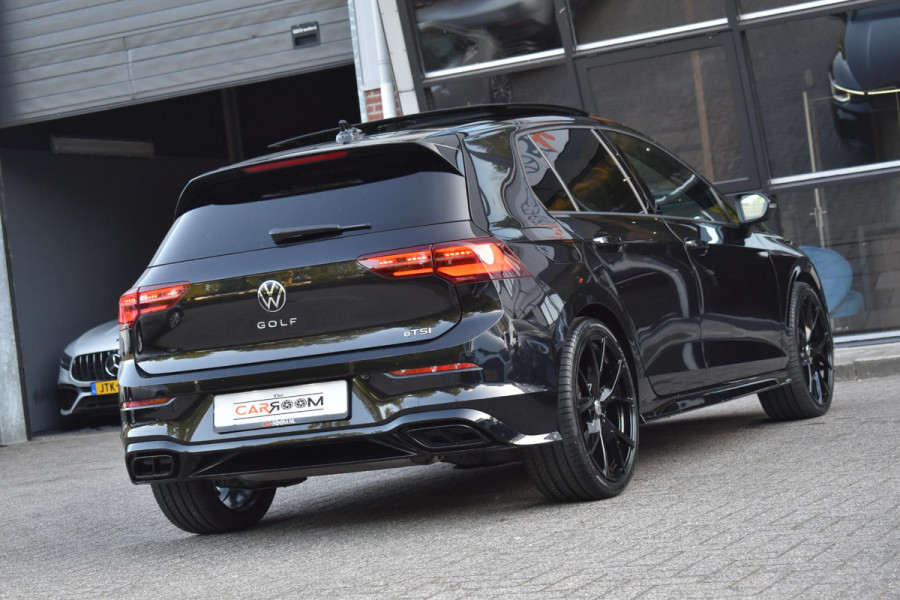 Volkswagen Golf 1.5 eTSI R-Line Pano HUD IQ H/K Lane Keyless Camera ACC