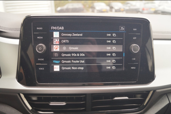 Volkswagen T-Roc 1.5 TSI 150pk Life Business -NAVI-ECC-CAM-LED-DIGI-