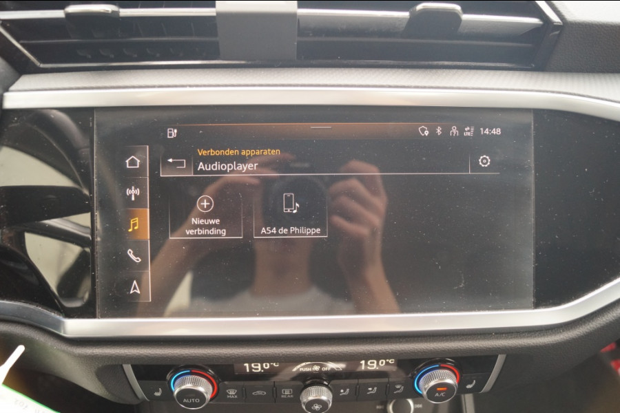 Audi Q3 45 TFSI e PHEV Edition -LEER-LED-PDC-NAVI-