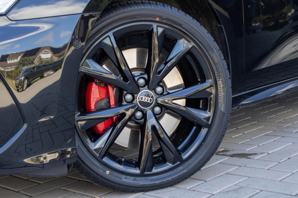 Audi A3 Sportback 45 TFSIe Sline Competition PANO MATRIX MAXTON KEYLESS