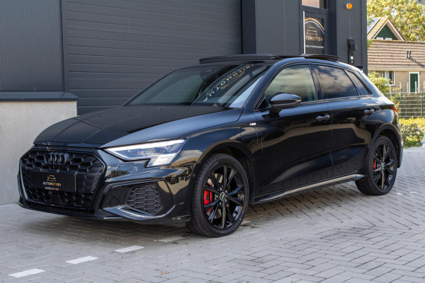 Audi A3 Sportback 45 TFSIe Sline Competition PANO MATRIX MAXTON KEYLESS