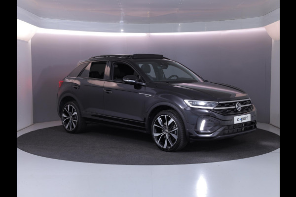 Volkswagen T-Roc 1.5 TSI R-Line Edition 150PK DSG | Panorama dak | Camera | Apple carplay | PDC|