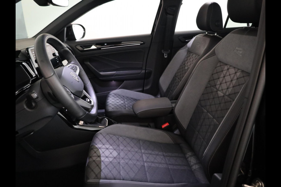 Volkswagen T-Roc 1.5 TSI R-Line Edition 150PK DSG | Panorama dak | Camera | Apple carplay | PDC|