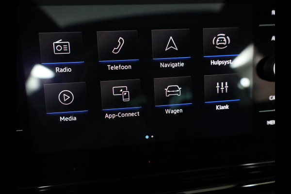 Volkswagen T-Roc 1.5 TSI R-Line Edition 150PK DSG | Panorama dak | Camera | Apple carplay | PDC|