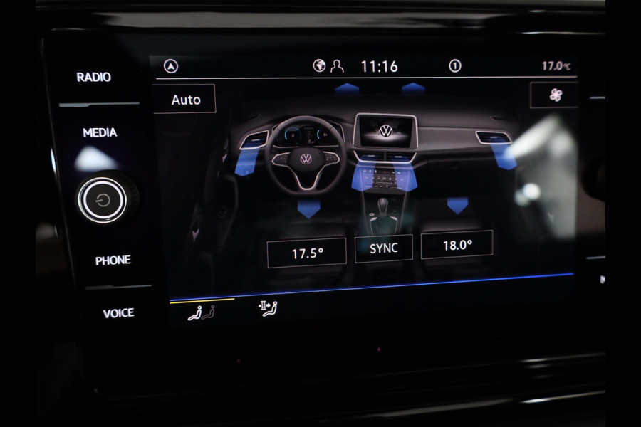 Volkswagen T-Roc 1.5 TSI R-Line Edition 150PK DSG | Panorama dak | Camera | Apple carplay | PDC|