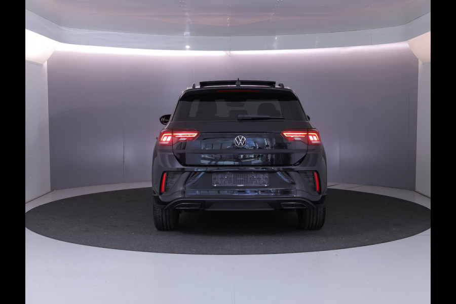 Volkswagen T-Roc 1.5 TSI R-Line Edition 150PK DSG | Panorama dak | Camera | Apple carplay | PDC|