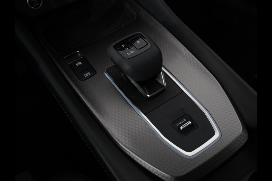 Nissan QASHQAI 1.3 MHEV Automaat N-Connecta Navigatie Climate Control Sfeerverlichting Camera 360 Verwarmde voorstoelen Adaptive Cruise Control Digitale Cockpit