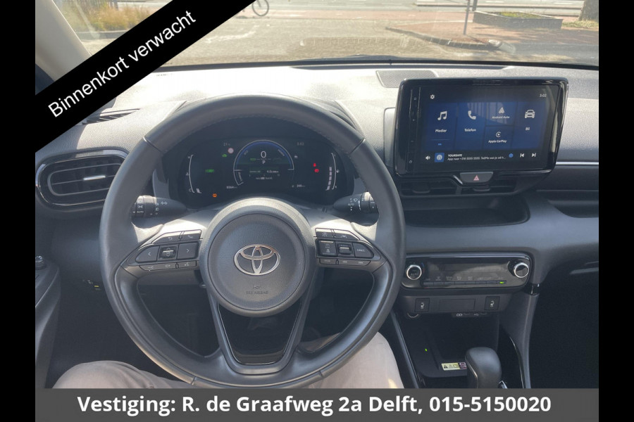 Toyota Yaris 1.5 Hybrid 115 Dynamic | Stuur & Stoel Verwarming | Parkeersensoren | Adaptieve Cruise Control | BSM