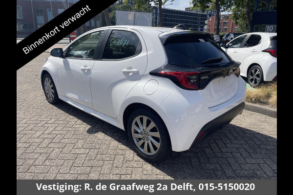 Toyota Yaris 1.5 Hybrid 115 Dynamic | Stuur & Stoel Verwarming | Parkeersensoren | Adaptieve Cruise Control | BSM