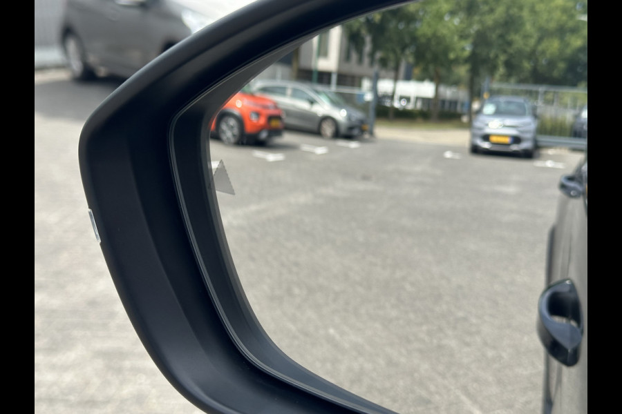 Citroën C3 Aircross 145pk Hybrid MAX (Camera - Navigatie - Dodehoek detectie - Automatische Airco - LED - Apple Carplay - Two Tone - V+A Parkeersens