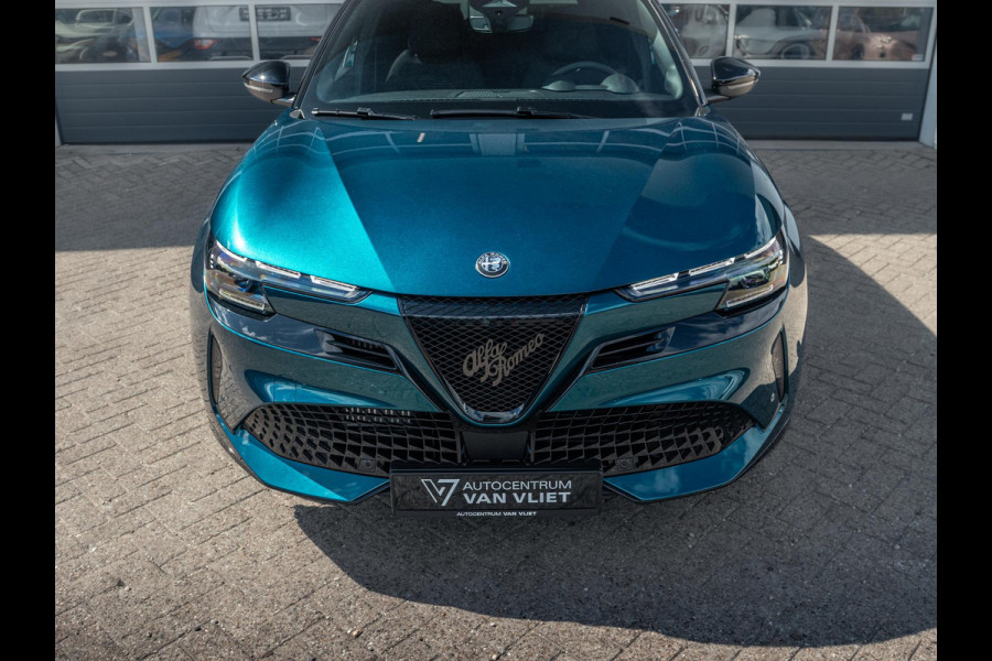 Alfa Romeo junior 1.2 Turbo Hybrid Ibrida Sprint | Techno Pack | Winter Pack | Bicolore | Uit voorraad leverbaar