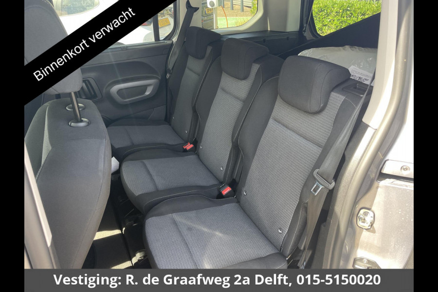 Toyota PROACE CITY Verso 1.2 Turbo Dynamic | Trekhaak | Parkeersensoren | Navigatie | Dode hoek detectie | Stoelverwarming