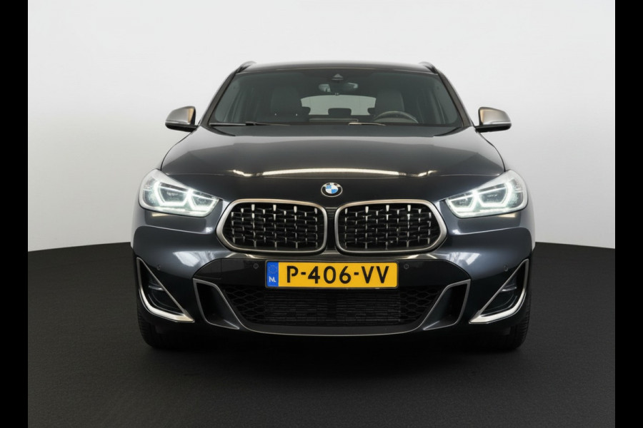 BMW X2 M35iA 306PK xDRIVE M-SPORT LEDER/NAVI/HEAD-UP/PANORAMADAK