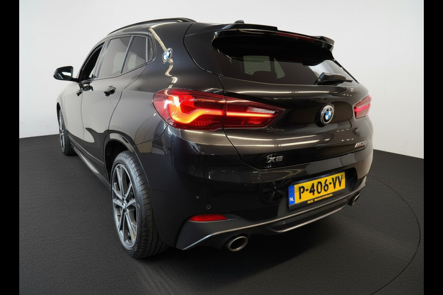 BMW X2 M35iA 306PK xDRIVE M-SPORT LEDER/NAVI/HEAD-UP/PANORAMADAK