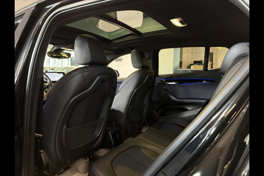 BMW X2 M35iA 306PK xDRIVE M-SPORT LEDER/NAVI/HEAD-UP/PANORAMADAK