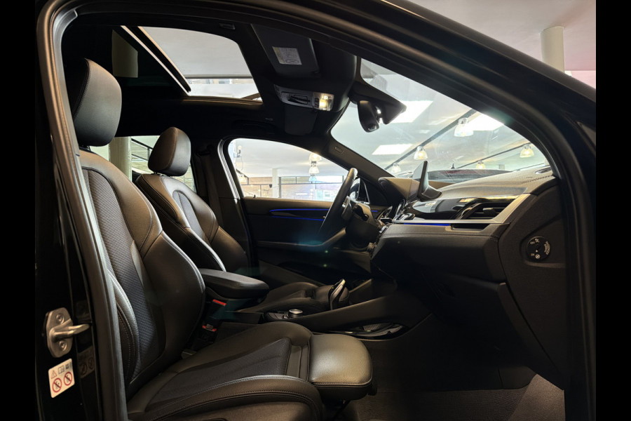 BMW X2 M35iA 306PK xDRIVE M-SPORT LEDER/NAVI/HEAD-UP/PANORAMADAK
