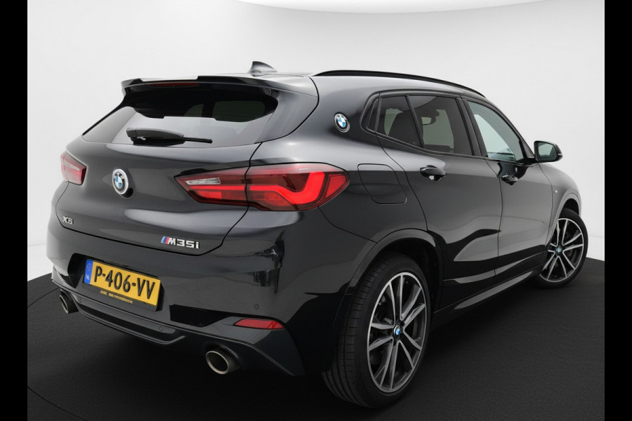 BMW X2 M35iA 306PK xDRIVE M-SPORT LEDER/NAVI/HEAD-UP/PANORAMADAK