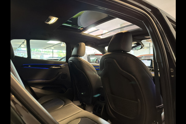 BMW X2 M35iA 306PK xDRIVE M-SPORT LEDER/NAVI/HEAD-UP/PANORAMADAK