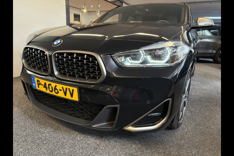 BMW X2 M35iA 306PK xDRIVE M-SPORT LEDER/NAVI/HEAD-UP/PANORAMADAK