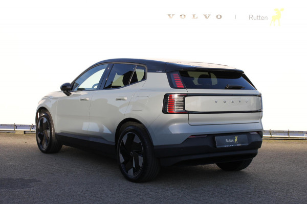 Volvo EX30 Single Motor Extended Range Plus 69 kWh Google Services / 19" lichtmetalen velgen / Parkeer sensoren voor en achter met parkeercamera achter / Adaptieve Cruise Control