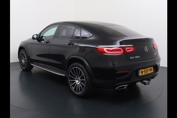 Mercedes-Benz GLC 300e 4Matic AMG Coupé // SoH 94% // Trekhaak // Burmester // Digitaal Dashbord // Carplay // Nightpakket // Alarm
