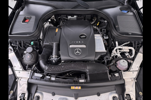 Mercedes-Benz GLC 300e 4Matic AMG Coupé // SoH 94% // Trekhaak // Burmester // Digitaal Dashbord // Carplay // Nightpakket // Alarm