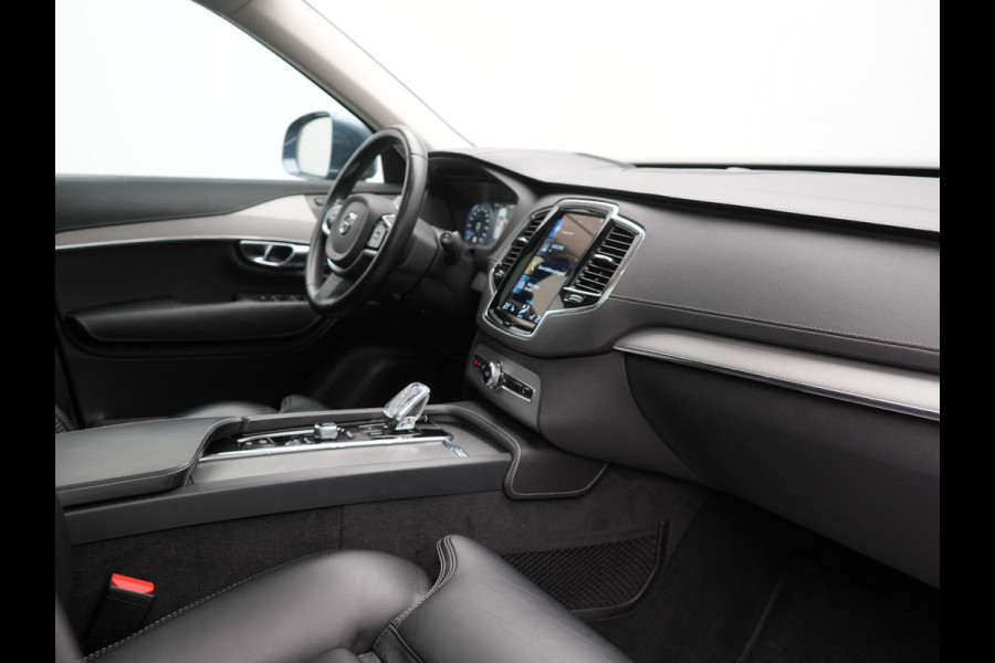 Volvo XC90 T8 Recharge AWD Inscription 7 Persoons PHEV 394pk Dealer O.H | Panodak | Head Up | Adaptive Cruise | Nappa  Lederen Sportstoelen Memory & Verwarmd | Harman / Kardon | 360 Camera | Blis | Apple Carplay | Keyless | Navigatie | Virtual | 21" L.M | DAB | Plug In Hybrid |