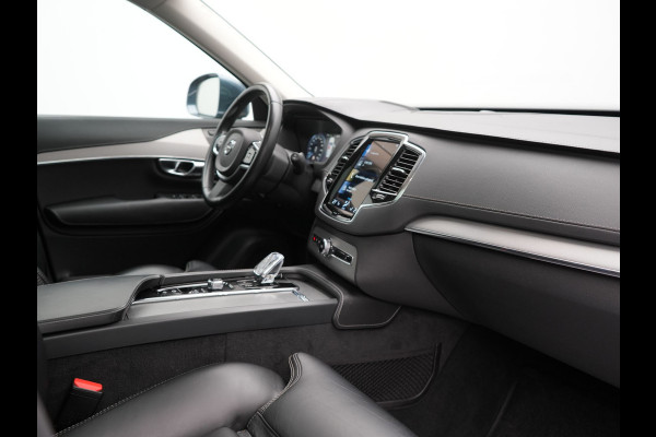 Volvo XC90 T8 Recharge AWD Inscription 7 Persoons PHEV 394pk Dealer O.H | Panodak | Head Up | Adaptive Cruise | Nappa  Lederen Sportstoelen Memory & Verwarmd | Harman / Kardon | 360 Camera | Blis | Apple Carplay | Keyless | Navigatie | Virtual | 21" L.M | DAB | Plug In Hybrid |