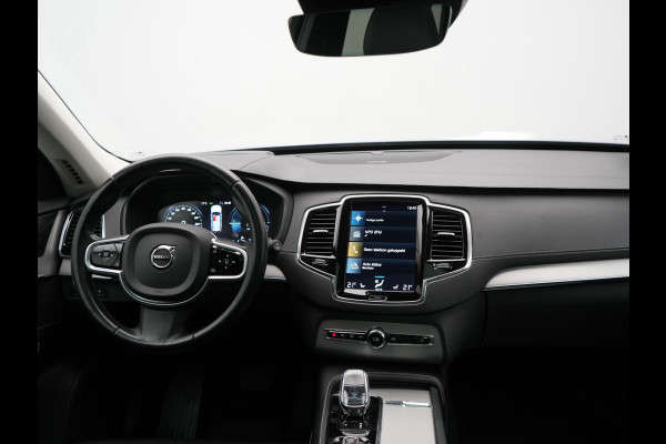 Volvo XC90 T8 Recharge AWD Inscription 7 Persoons PHEV 394pk Dealer O.H | Panodak | Head Up | Adaptive Cruise | Nappa  Lederen Sportstoelen Memory & Verwarmd | Harman / Kardon | 360 Camera | Blis | Apple Carplay | Keyless | Navigatie | Virtual | 21" L.M | DAB | Plug In Hybrid |