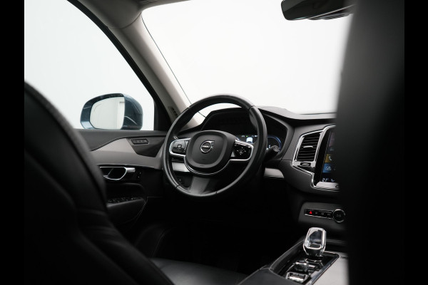 Volvo XC90 T8 Recharge AWD Inscription 7 Persoons PHEV 394pk Dealer O.H | Panodak | Head Up | Adaptive Cruise | Nappa  Lederen Sportstoelen Memory & Verwarmd | Harman / Kardon | 360 Camera | Blis | Apple Carplay | Keyless | Navigatie | Virtual | 21" L.M | DAB | Plug In Hybrid |
