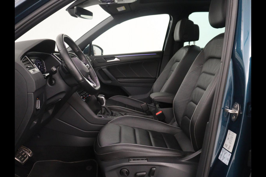 Volkswagen Tiguan 1.5 eHybrid Life Edition | SOH 91,0% | Panoramadak | Memory | Leder | Stuur/stoel verwarming | Adaptive cruise | Sfeerverlichting | 360 camera | Park assist | Carplay | Elektrische achterklep
