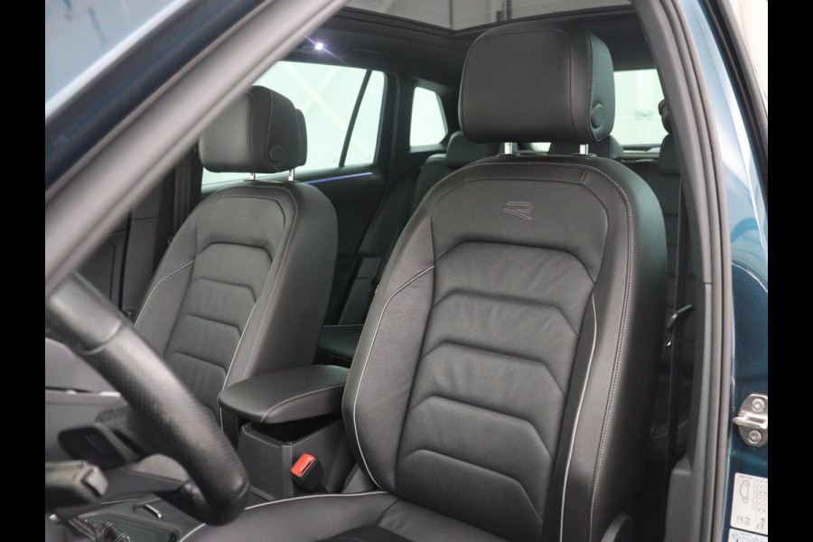 Volkswagen Tiguan 1.5 eHybrid Life Edition | SOH 91,0% | Panoramadak | Memory | Leder | Stuur/stoel verwarming | Adaptive cruise | Sfeerverlichting | 360 camera | Park assist | Carplay | Elektrische achterklep