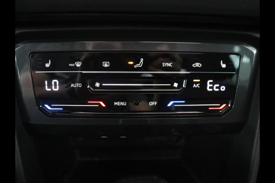 Volkswagen Tiguan 1.5 eHybrid Life Edition | SOH 91,0% | Panoramadak | Memory | Leder | Stuur/stoel verwarming | Adaptive cruise | Sfeerverlichting | 360 camera | Park assist | Carplay | Elektrische achterklep
