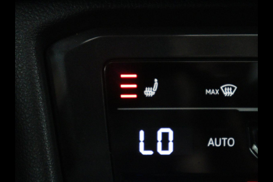 Volkswagen Tiguan 1.5 eHybrid Life Edition | SOH 91,0% | Panoramadak | Memory | Leder | Stuur/stoel verwarming | Adaptive cruise | Sfeerverlichting | 360 camera | Park assist | Carplay | Elektrische achterklep