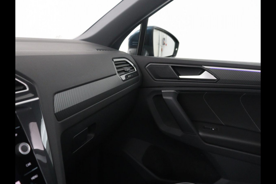 Volkswagen Tiguan 1.5 eHybrid Life Edition | SOH 91,0% | Panoramadak | Memory | Leder | Stuur/stoel verwarming | Adaptive cruise | Sfeerverlichting | 360 camera | Park assist | Carplay | Elektrische achterklep