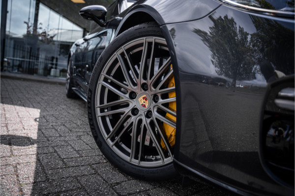 Porsche Panamera 4.0 Turbo S E-Hybrid (700pk) ** PCCB ** Burmester ** NL auto Sport Design ** Soft-close ** NP 245K