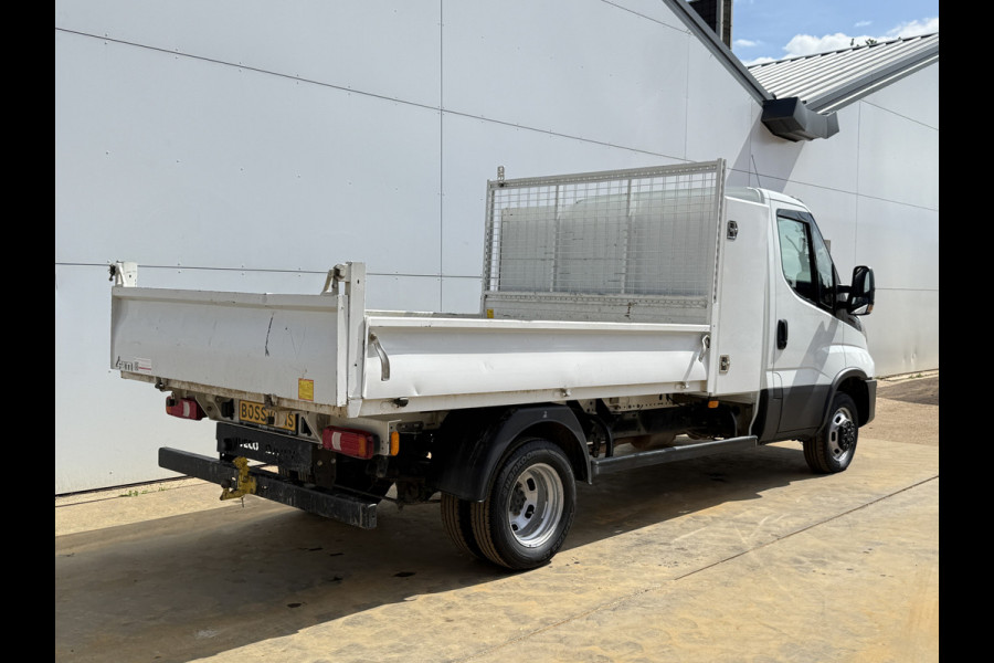 Iveco Daily 35C16 3.0 L4 Kipper Dubbellucht Airco 3.5T Trekhaak Lederen bekleding Benne Tipper