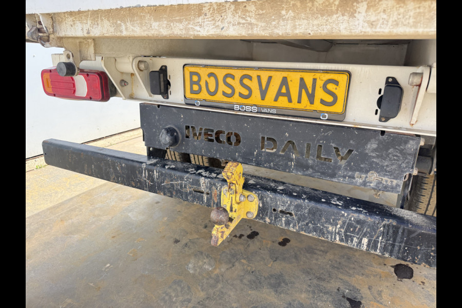 Iveco Daily 35C16 3.0 L4 Kipper Dubbellucht Airco 3.5T Trekhaak Lederen bekleding Benne Tipper