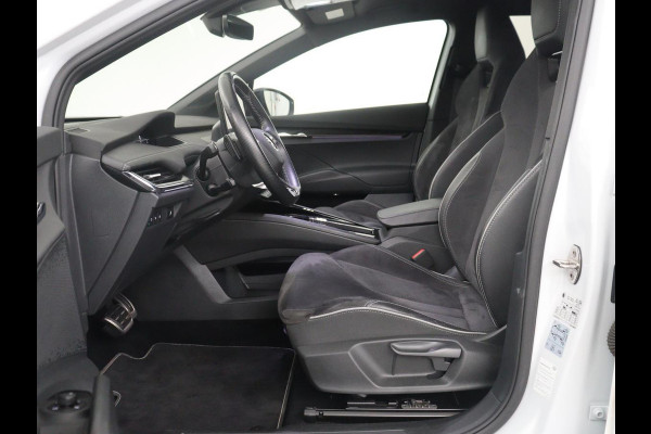 Škoda Enyaq iV 60 Sportline | SOH 91,8% | Leder/alcantara | Adaptive cruise | Stuur/stoel verwarming | Carplay | Sfeerverlichting | Climate control | Camera | Park assist | Trekhaak