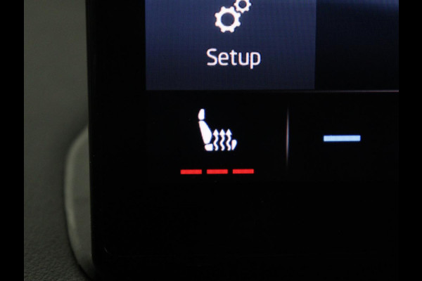 Škoda Enyaq iV 60 Sportline | SOH 91,8% | Leder/alcantara | Adaptive cruise | Stuur/stoel verwarming | Carplay | Sfeerverlichting | Climate control | Camera | Park assist | Trekhaak
