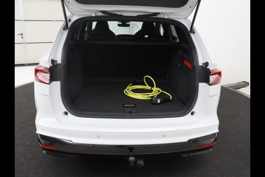 Škoda Enyaq iV 60 Sportline | SOH 91,8% | Leder/alcantara | Adaptive cruise | Stuur/stoel verwarming | Carplay | Sfeerverlichting | Climate control | Camera | Park assist | Trekhaak