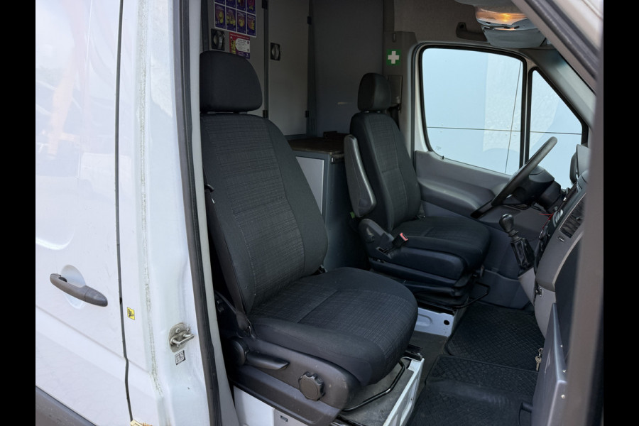 Mercedes-Benz Sprinter 519 3.0 190PK V6 L2H2 Climate control Standkachel 6 Cilinder 3L Camera Trekhaak 3t Camera Dubbellucht