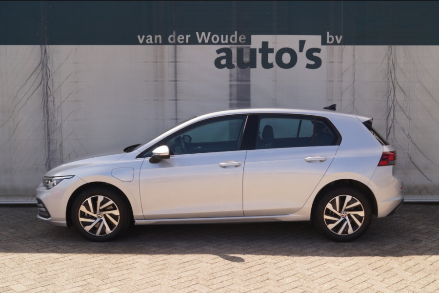 Volkswagen Golf 1.4 eHybrid PHEV Style Business -NAVI-ECC-LED-CAM-