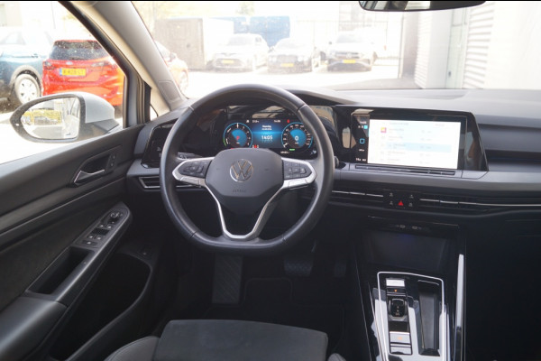 Volkswagen Golf 1.4 eHybrid PHEV Style Business -NAVI-ECC-LED-CAM-