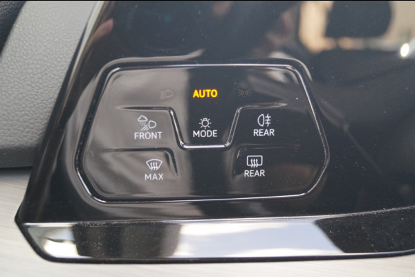 Volkswagen Golf 1.4 eHybrid PHEV Style Business -NAVI-ECC-LED-CAM-